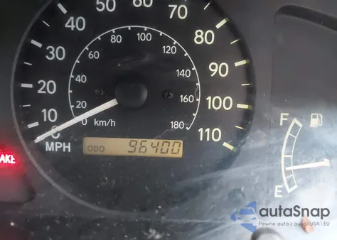 2000 Chevrolet Prizm Lsi from USA, damaged, VIN 1Y1SK5281YZ411235